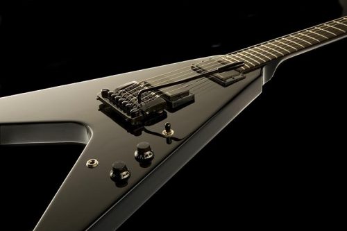gibson-guitar-of-the-month-august-2008-shred-v-ebony-290609